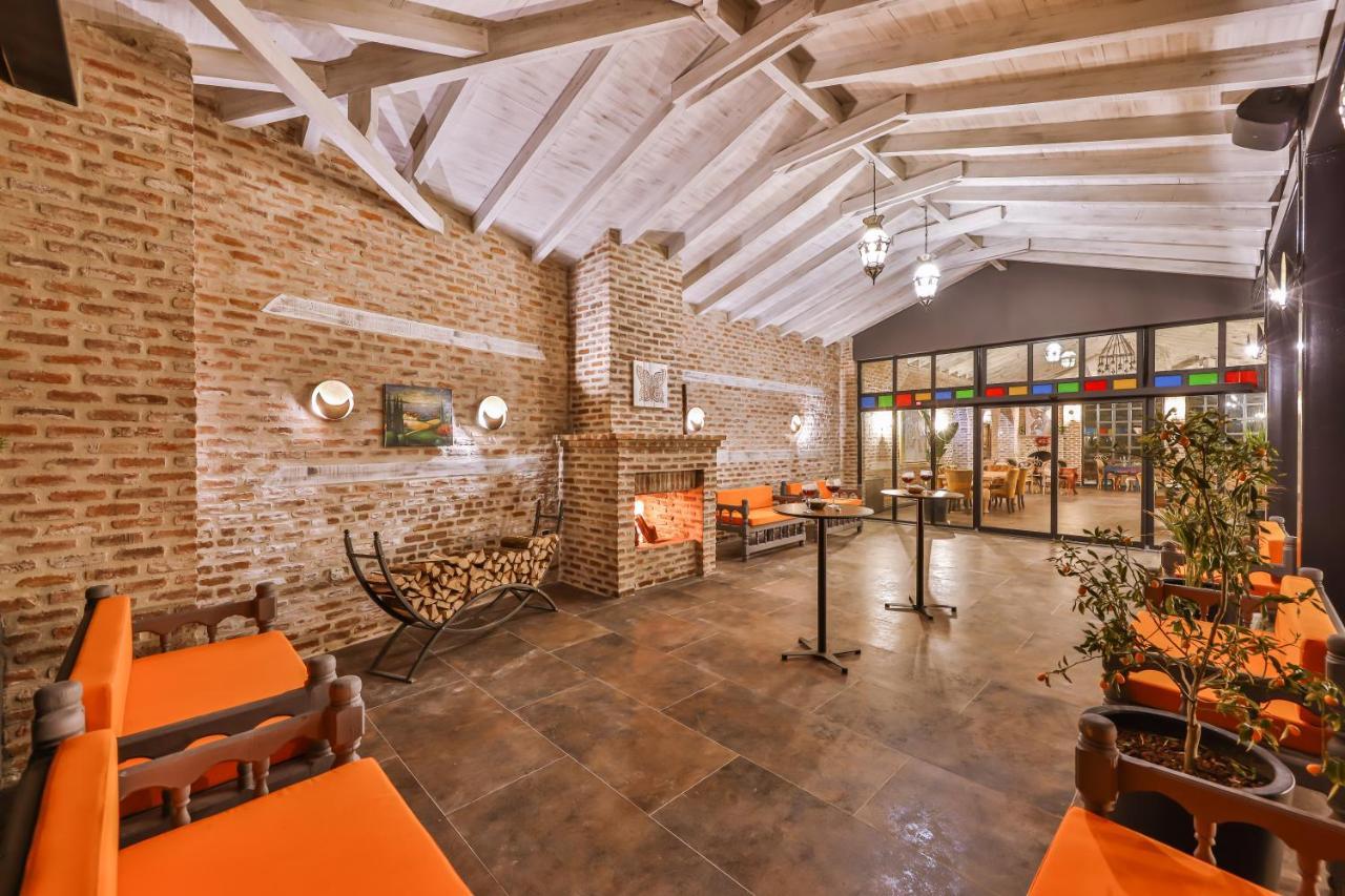 Cetmihan Hotel Kucukkuyu Bagian luar foto